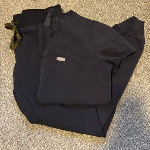 Figs scrub set